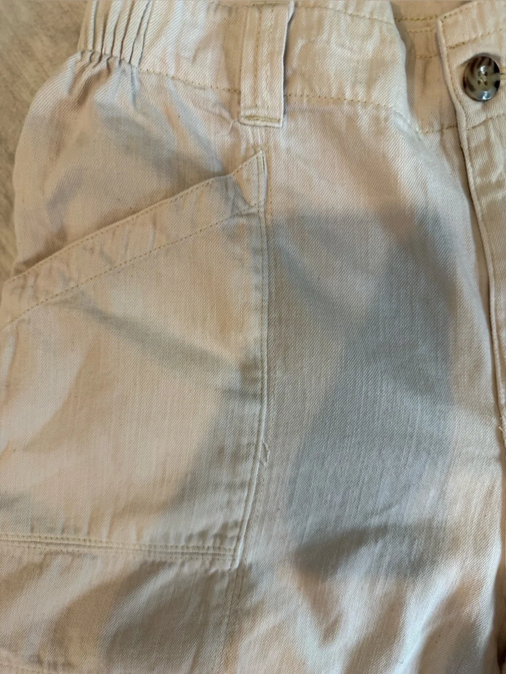Old Navy Cream Cargo Casual Shorts Outdoors Hiking Gorpcore Neutral Utility